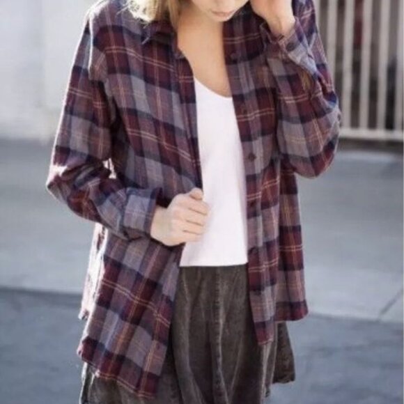 Brandy Melville Cotton Plaid Button Down Flannel, in OS - Picture 1 of 5
